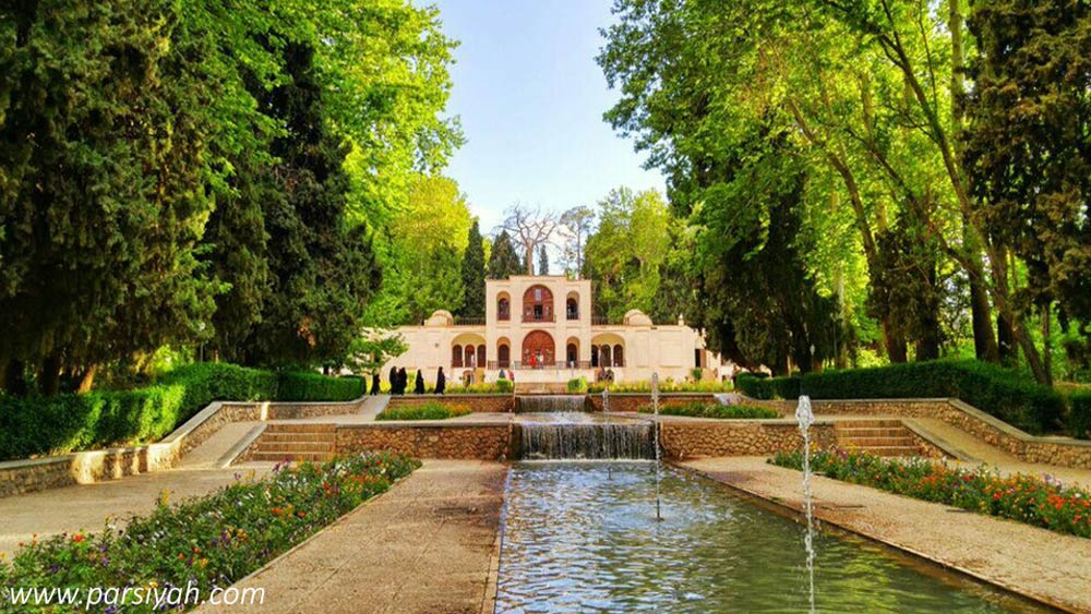 محوطه سازی باغ ایرانی