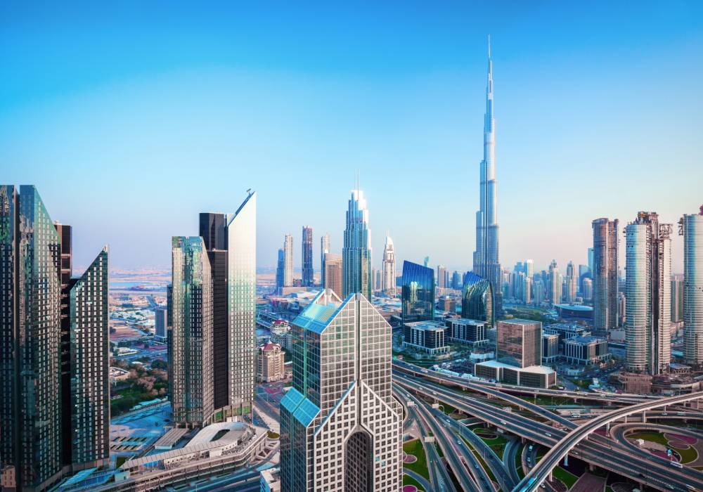 ویژگی‌های جغرافیایی و اقلیمی امارات و تاثیر آن بر طراحی خوب